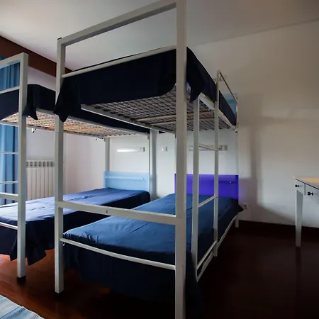 Hostal Hi - De Juventude